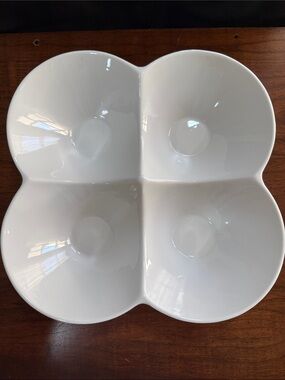 CORDON BLEU White 4-Compartment Serving Dish - Microwave Oven dishwasher safe